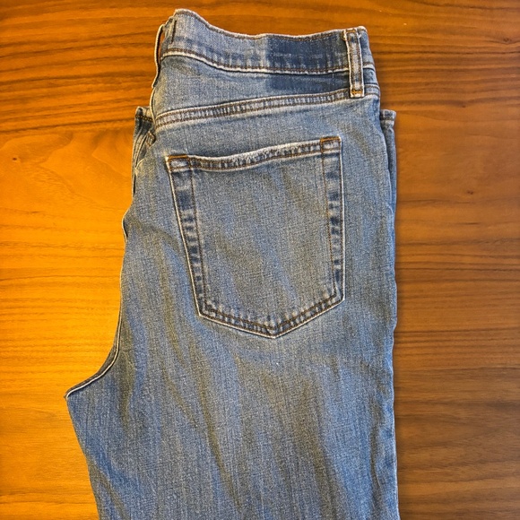 Abercrombie & Fitch Denim - Abercrombie Ultra High Rise Slim Straight Jean